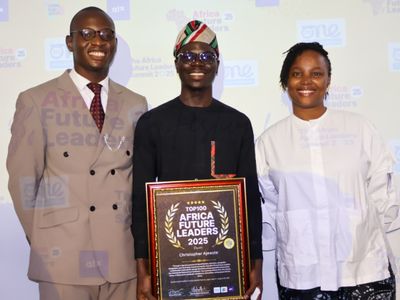 Group photo of all awardees
